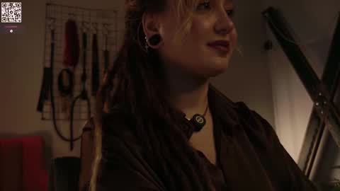 Snapshot of koracrosbie chatting on 10.21.25 Kora TG channel online show from 10.21.25