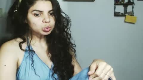 Karoll online show from 01.23.25