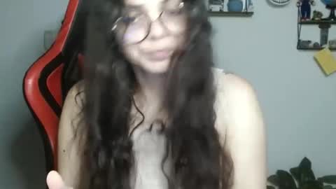 Karoll online show from 02.20.25