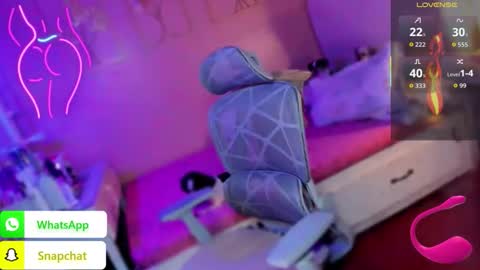 MISS ALICIA online show from 11.08.25