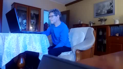 Korek online show from 01.04.25