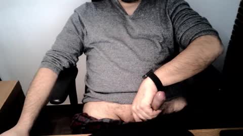 Snapshot of korsobru chatting on 10.19.25 KorsoBRU online show from 10.19.25