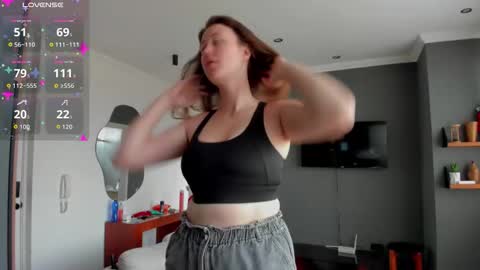 Twiix online show from 10.27.25