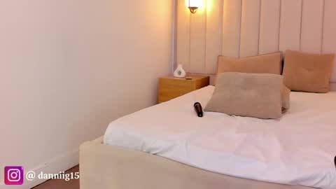 K O S M I C online show from 01.14.25