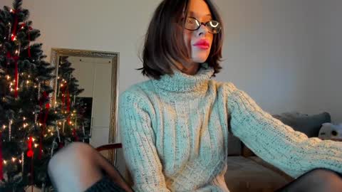 Snapshot of kossie_ chatting on 12.13.24 kossie_ online show from 12.13.24