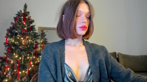 Snapshot of kossie_ chatting on 12.14.24 kossie_ online show from 12.14.24