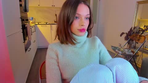 Snapshot of kossie_ chatting on 02.07.25 kossie_ online show from 02.07.25