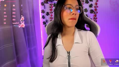 Snapshot of kotomi_rosse chatting on 10.17.25 Kotomi online show from 10.17.25