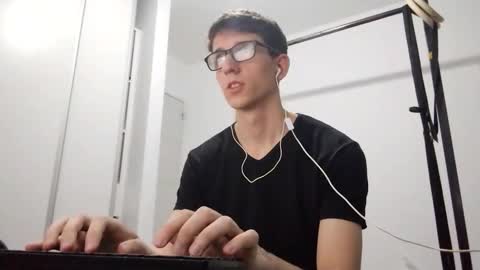 Facu online show from 02.05.26