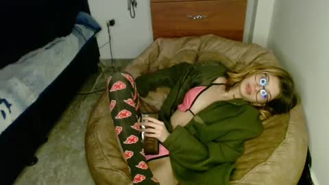 kratos_and_afrodita online show from 10.04.25