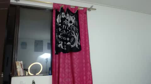 kratos_and_afrodita online show from 12.18.25