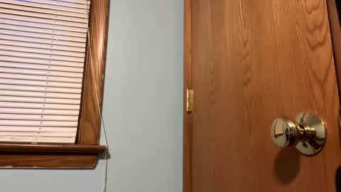 krazy_kums online show from 10.27.25