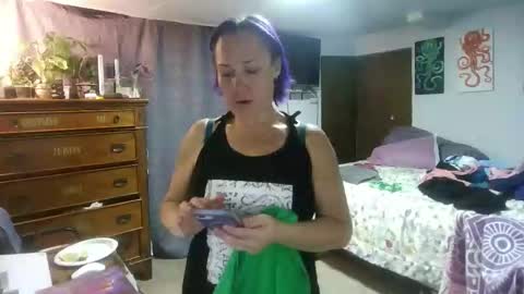 kreamyk420 online show from 11.10.25