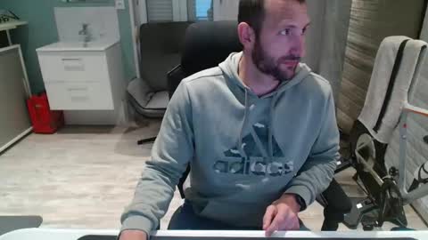krevett80800 online show from 09.17.25