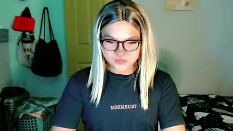 krezikeed online show from 04.10.26