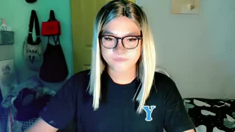 krezikeed online show from 04.15.26