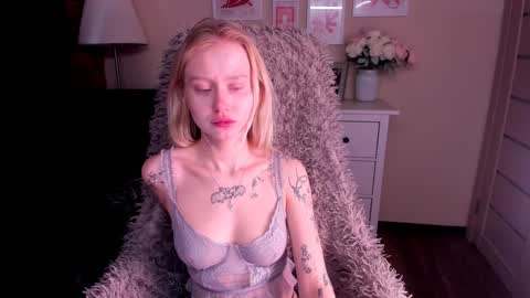 kris_grant online show from 02.08.25