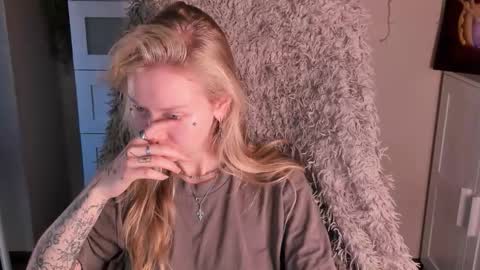 kris_grant online show from 10.09.25