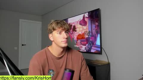 Snapshot of krishort chatting on 12.20.25 krishort online show from 12.20.25