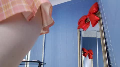 Snapshot of kriskras__ chatting on 02.09.26 kriskras__ online show from 02.09.26