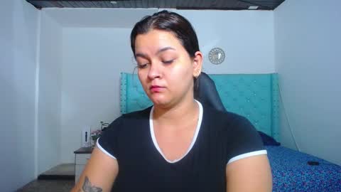 Snapshot of kriss_sweetboobs chatting on 01.09.25 kriss_sweetboobs online show from 01.09.25