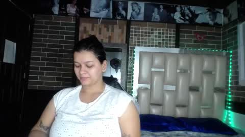 Snapshot of kriss_sweetboobs chatting on 02.22.25 kriss_sweetboobs online show from 02.22.25