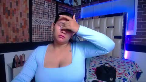 Snapshot of kriss_sweetboobs chatting on 10.07.25 kriss_sweetboobs online show from 10.07.25