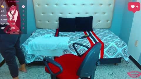 krissone online show from 02.05.25