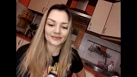 KrissSexi online show from 12.21.24