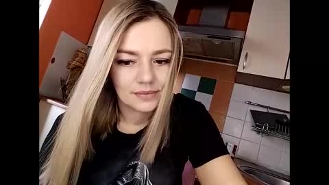 KrissSexi online show from 02.24.25