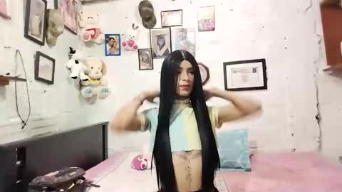 krisstal703358 online show from 09.17.25