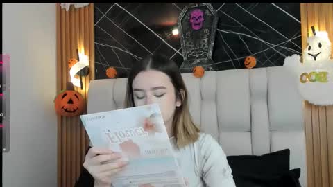 kristal online show from 10.22.25