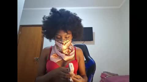 Snapshot of kristallvfs chatting on 01.17.25 kristallvfs online show from 01.17.25