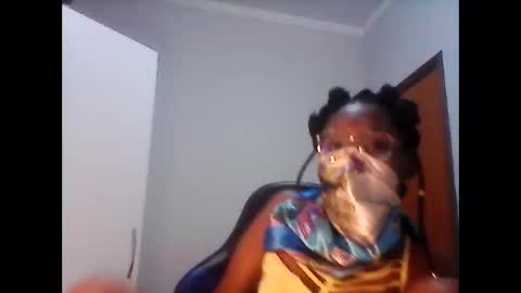 Snapshot of kristallvfs chatting on 01.24.25 kristallvfs online show from 01.24.25