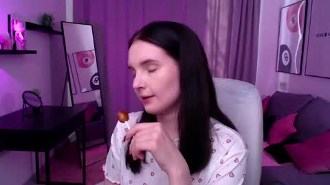 Sophia online show from 04.14.26