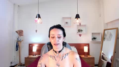 Snapshot of kristen_garner chatting on 02.16.25 Sophia online show from 02.16.25