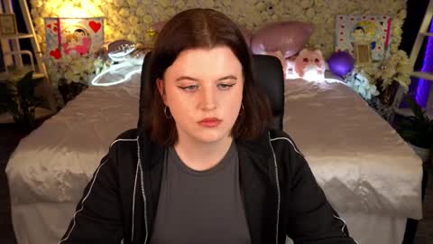 kristifoxy online show from 04.02.26