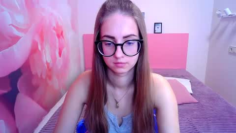 Kristina Adel online show from 01.10.25