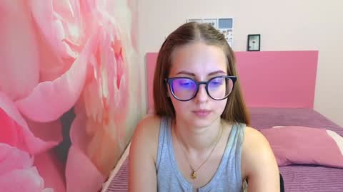 Kristina Adel online show from 01.30.25