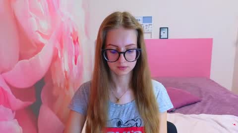 Kristina Adel online show from 03.30.26