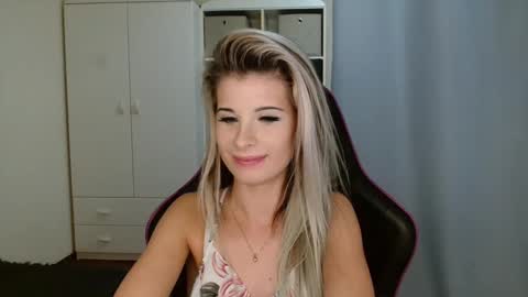 KristineAmore online show from 12.02.25