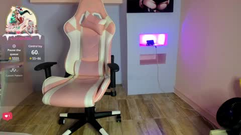 KristinWall online show from 12.30.24