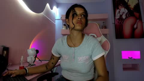 KristinWall online show from 01.26.25