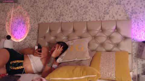 KristinWall online show from 02.04.25