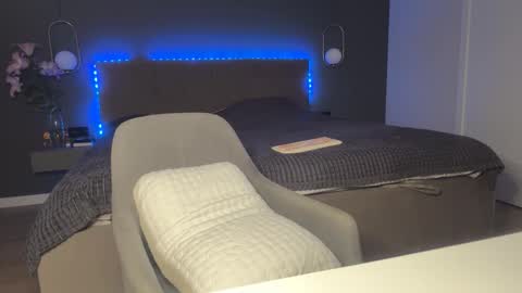 Kristi online show from 10.16.25