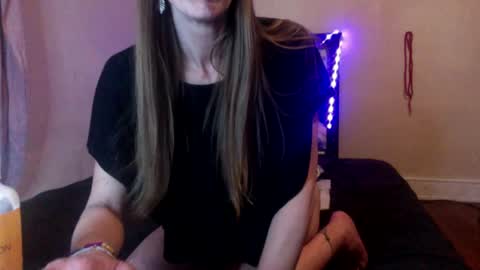 Snapshot of kristycake chatting on 03.07.25 Kristycake online show from 03.07.25