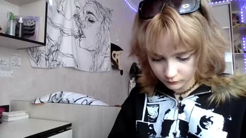 Snapshot of kristycoggins chatting on 05.24.26 Kelly online show from 05.24.26