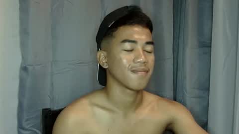 kritthanarkorn online show from 11.26.25