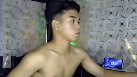 kritthanarkorn online show from 03.18.26