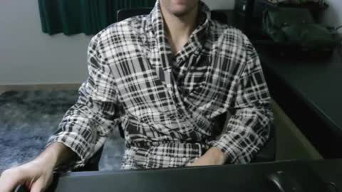 Snapshot of krocr_iras chatting on 05.21.26 Lucas Edu online show from 05.21.26